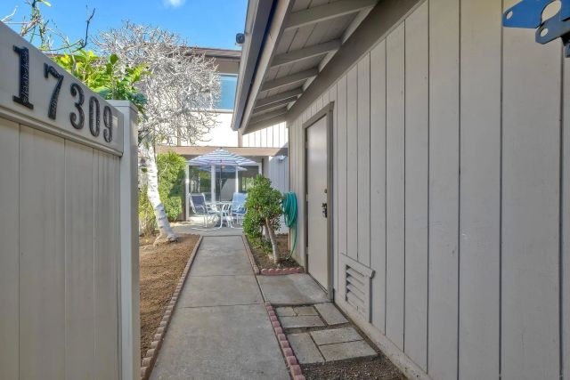17309 Caminito Masada, San Diego, CA 92127