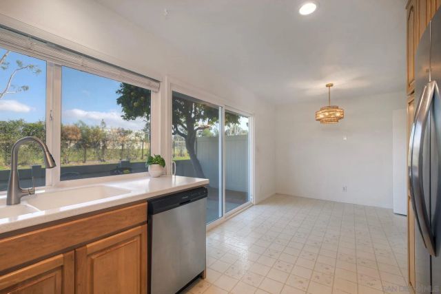 17309 Caminito Masada, San Diego, CA 92127