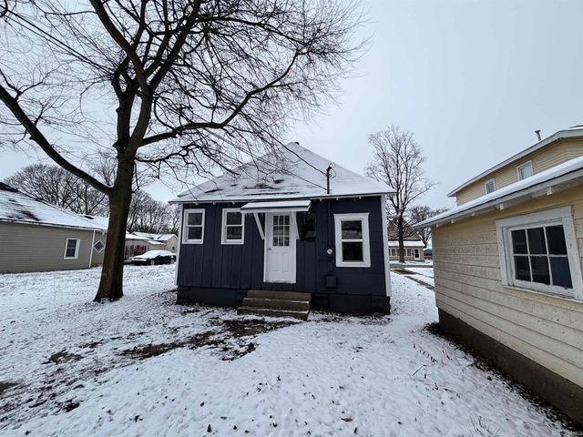 1027 N 10th Street, Vincennes, IN 47591