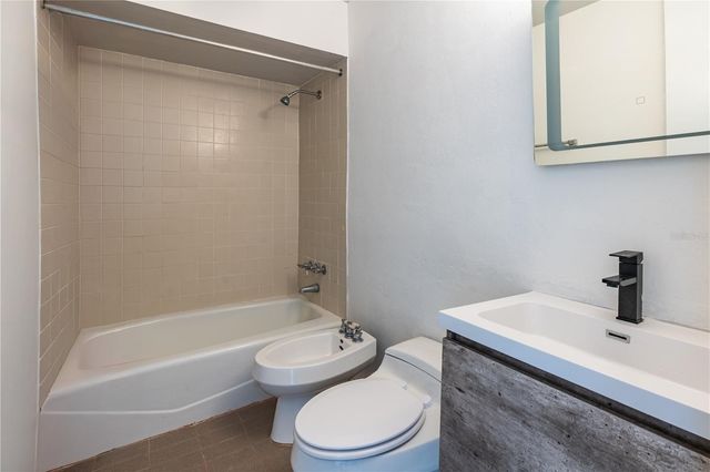 D-9 COSTA DORADA II 9, Dorado, PR 00646