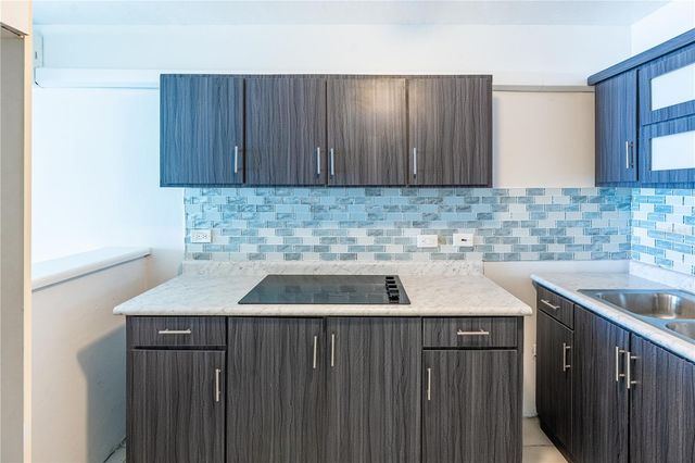 D-9 COSTA DORADA II 9, Dorado, PR 00646