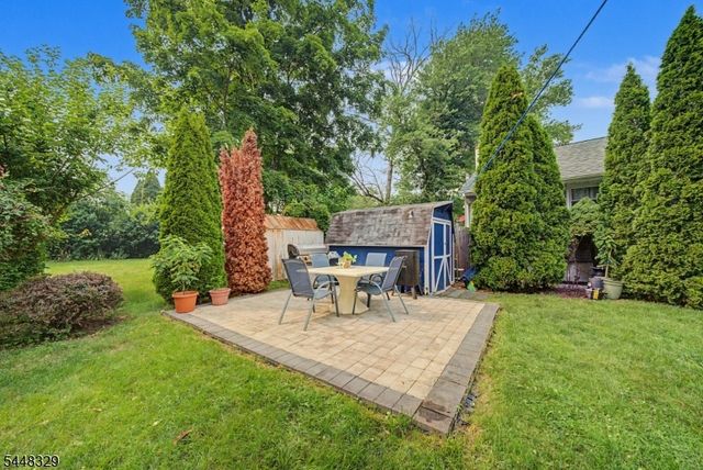104 Lake Shore Dr, Parsippany-troy Hills Twp., NJ 07034
