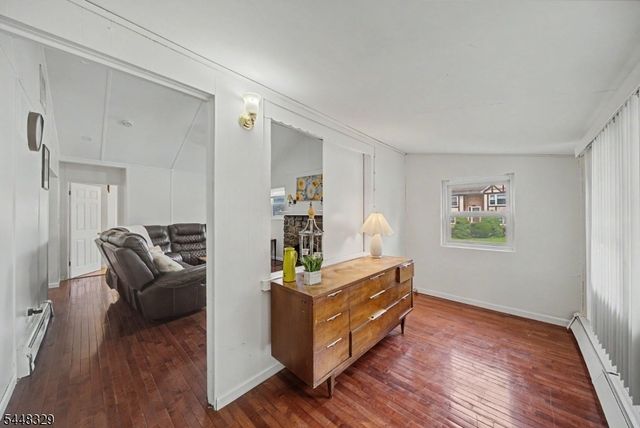 104 Lake Shore Dr, Parsippany-troy Hills Twp., NJ 07034