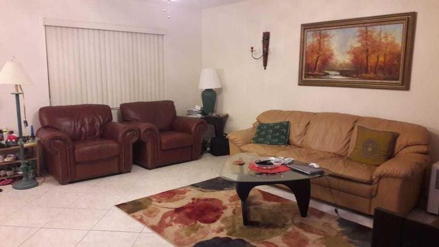 122 Normandy, Delray Beach, FL 33484