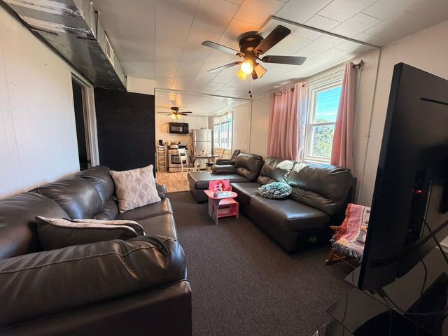 3049 E 138th Place, Burnham, IL 60633