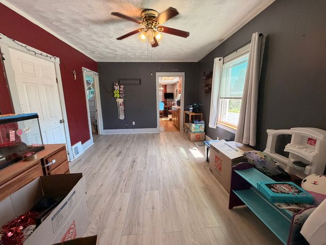 3049 E 138th Place, Burnham, IL 60633