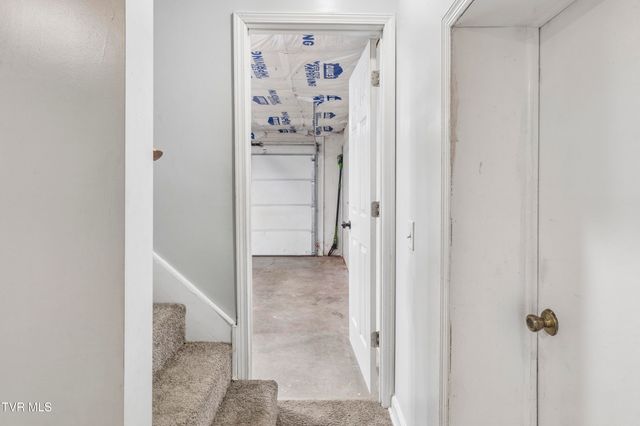 802 Chestnut Avenue, Erwin, TN 37650