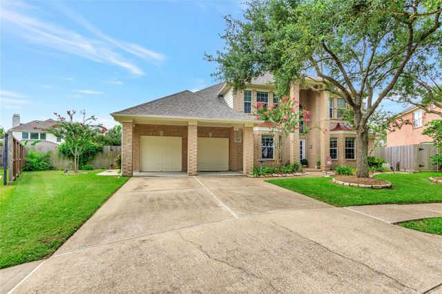 2403 Royal Palm Court, League City, TX 77573