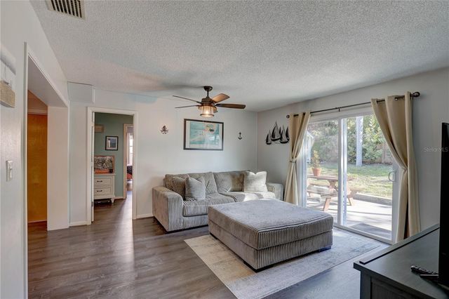 8497 137TH STREET, Seminole, FL 33776