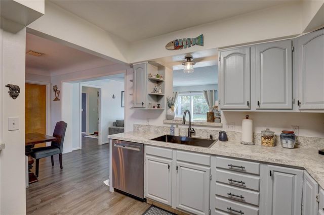 8497 137TH STREET, Seminole, FL 33776