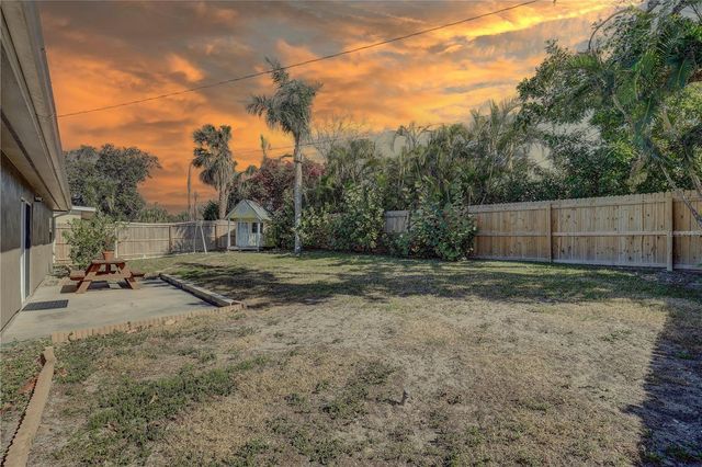 8497 137TH STREET, Seminole, FL 33776
