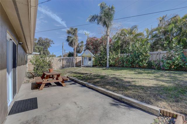 8497 137TH STREET, Seminole, FL 33776