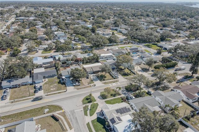 8497 137TH STREET, Seminole, FL 33776