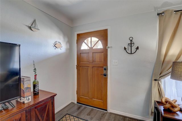 8497 137TH STREET, Seminole, FL 33776