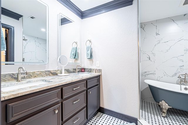 3217 Parkwood Drive, Houston, TX 77021