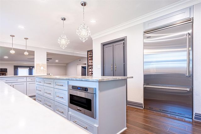 3217 Parkwood Drive, Houston, TX 77021