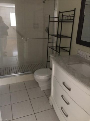 5651 Rattlesnake Hammock RD C-108, Naples, FL 34113