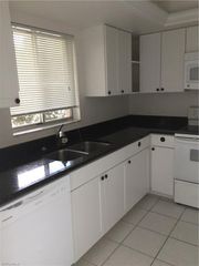 5651 Rattlesnake Hammock RD C-108, Naples, FL 34113