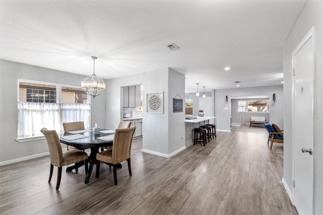 2753 Larkspur Lane, Dallas, TX 75233