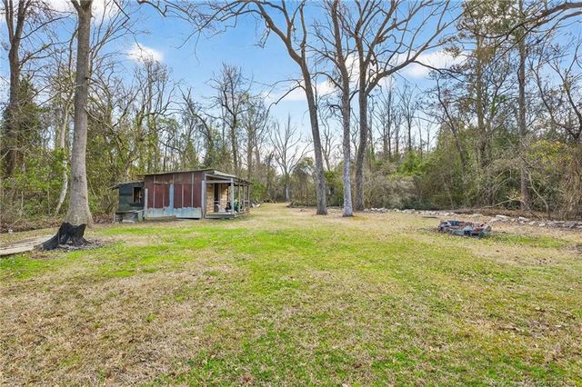 1586 Tom Starling Road, Fayetteville, NC 28306