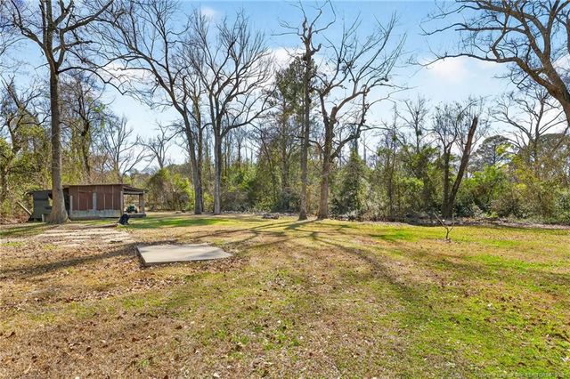 1586 Tom Starling Road, Fayetteville, NC 28306