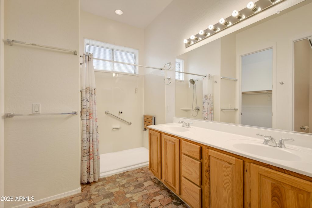Image 15 of property listing at 539 W SADDLE CREEK Drive, Camp Verde, AZ 86322