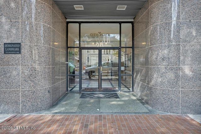 311 W ASHLEY Street 1015, Jacksonville, FL 32202