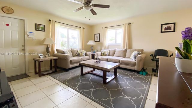 7106 NW 73rd Avenue, Tamarac, FL 33321