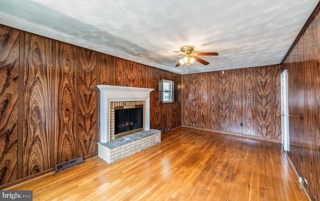 7021 96TH PL, Lanham, MD 20706