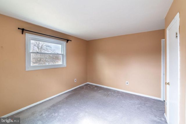 7021 96TH PL, Lanham, MD 20706