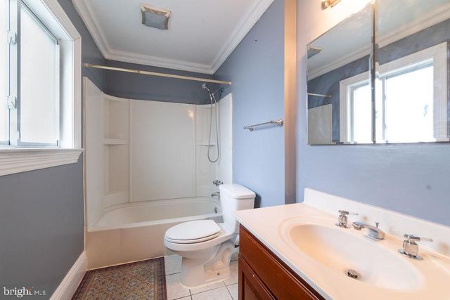 7021 96TH PL, Lanham, MD 20706