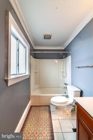 7021 96TH PL, Lanham, MD 20706