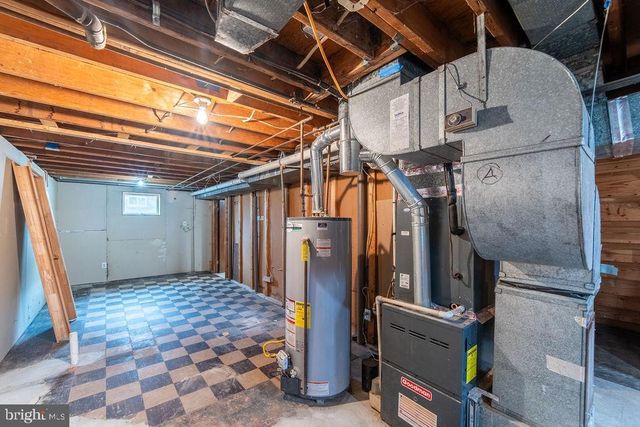 7021 96TH PL, Lanham, MD 20706