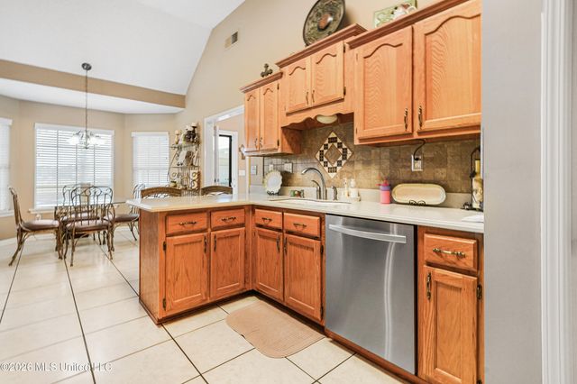 5594 Marlin Place, Olive Branch, MS 38654