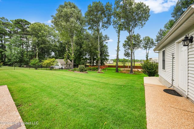 5594 Marlin Place, Olive Branch, MS 38654