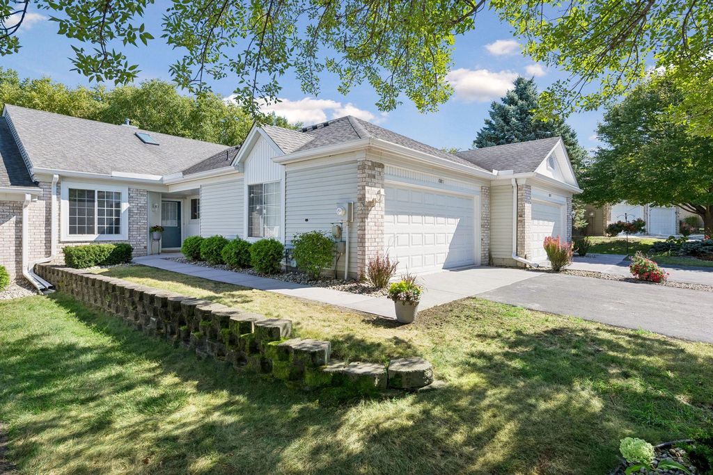 10811 Lexington Drive, Eden Prairie, MN 55344 — exterior