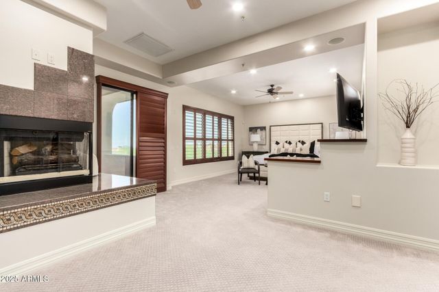 8614 N 17TH Place, Phoenix, AZ 85020