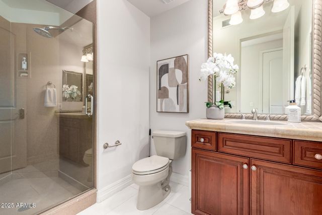 8614 N 17TH Place, Phoenix, AZ 85020