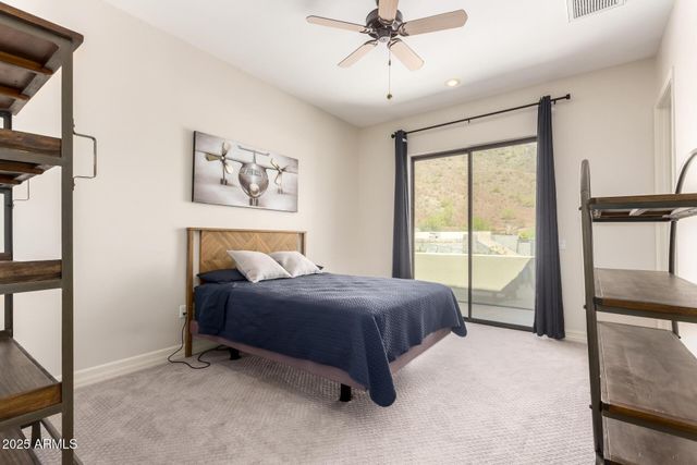 8614 N 17TH Place, Phoenix, AZ 85020