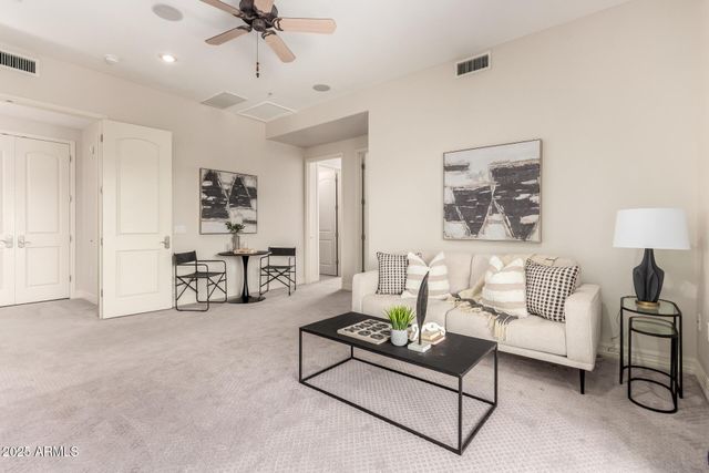 8614 N 17TH Place, Phoenix, AZ 85020