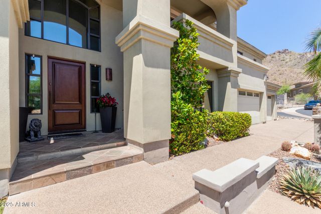 8614 N 17TH Place, Phoenix, AZ 85020