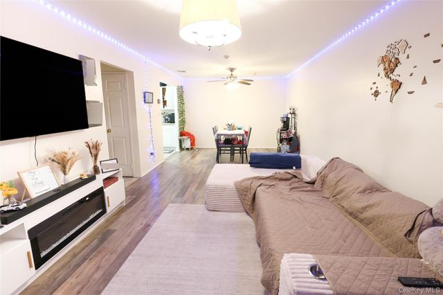 3 Saratoga Court B, Ridge, NY 11961