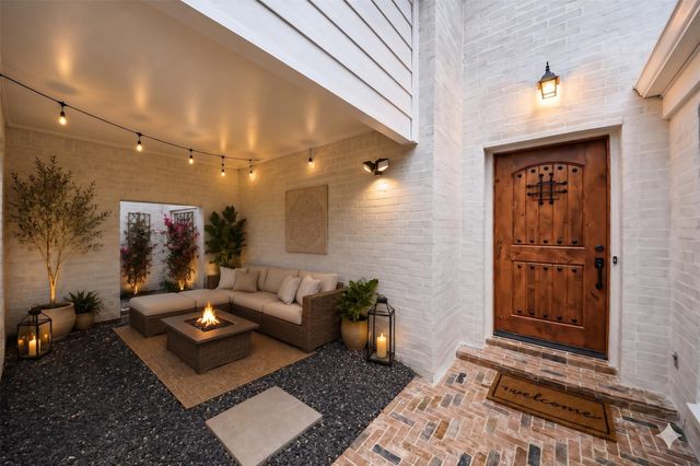 11906 Pebble Rock Drive, Houston, TX 77077