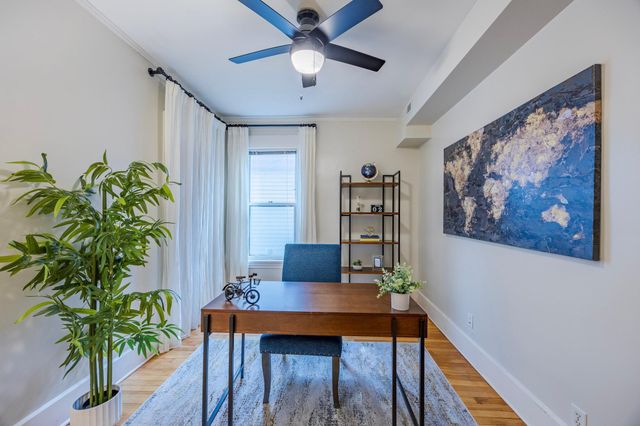 918 Goodrich Avenue A, Saint Paul, MN 55105