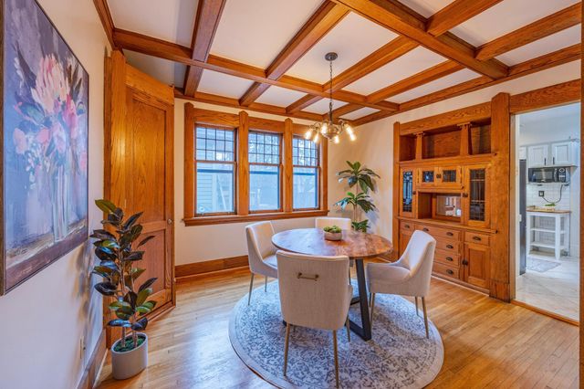 918 Goodrich Avenue A, Saint Paul, MN 55105