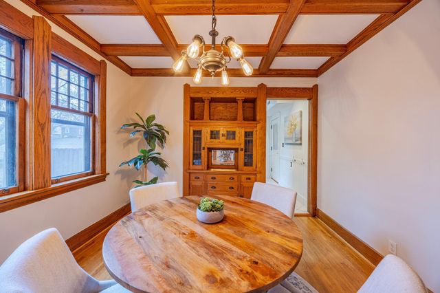 918 Goodrich Avenue A, Saint Paul, MN 55105