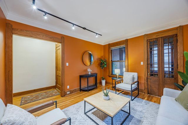 918 Goodrich Avenue A, Saint Paul, MN 55105