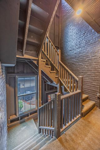 918 Goodrich Avenue A, Saint Paul, MN 55105