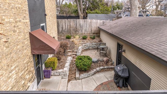 918 Goodrich Avenue A, Saint Paul, MN 55105