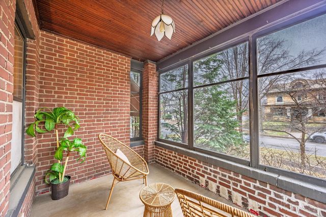 918 Goodrich Avenue A, Saint Paul, MN 55105